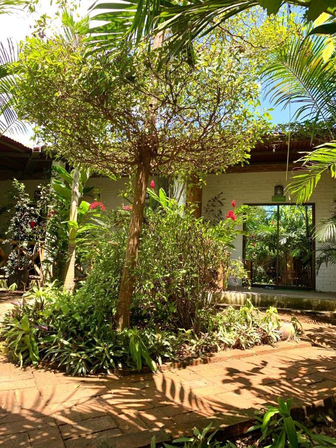 Отель Casita Madame Пуэрто-Лопес Экстерьер фото