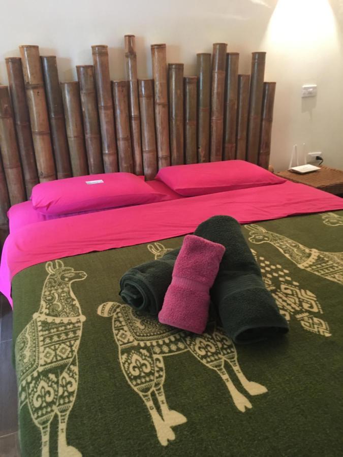 Отель Casita Madame Пуэрто-Лопес Экстерьер фото