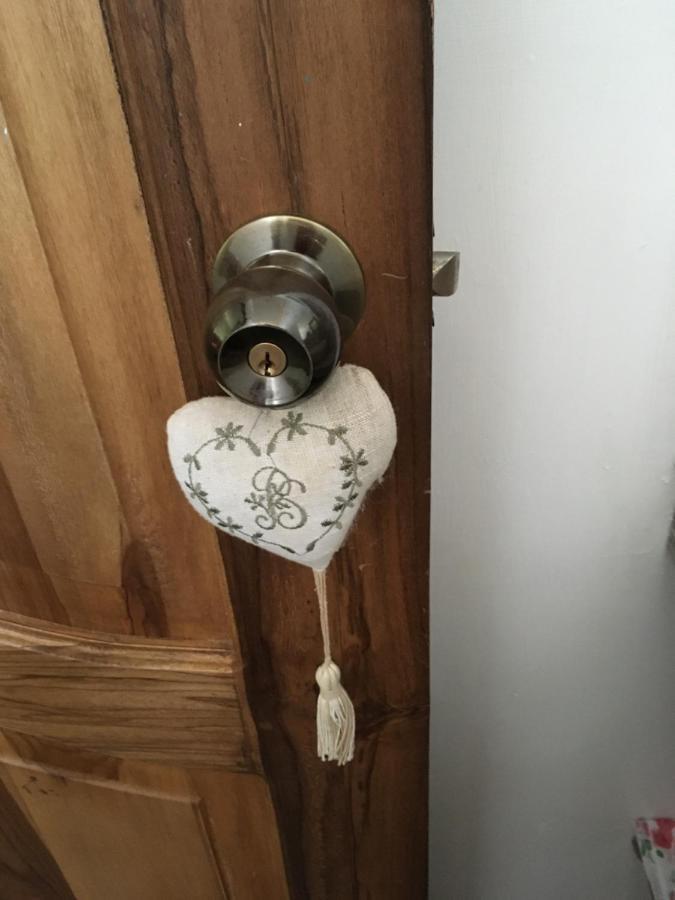 Отель Casita Madame Пуэрто-Лопес Экстерьер фото